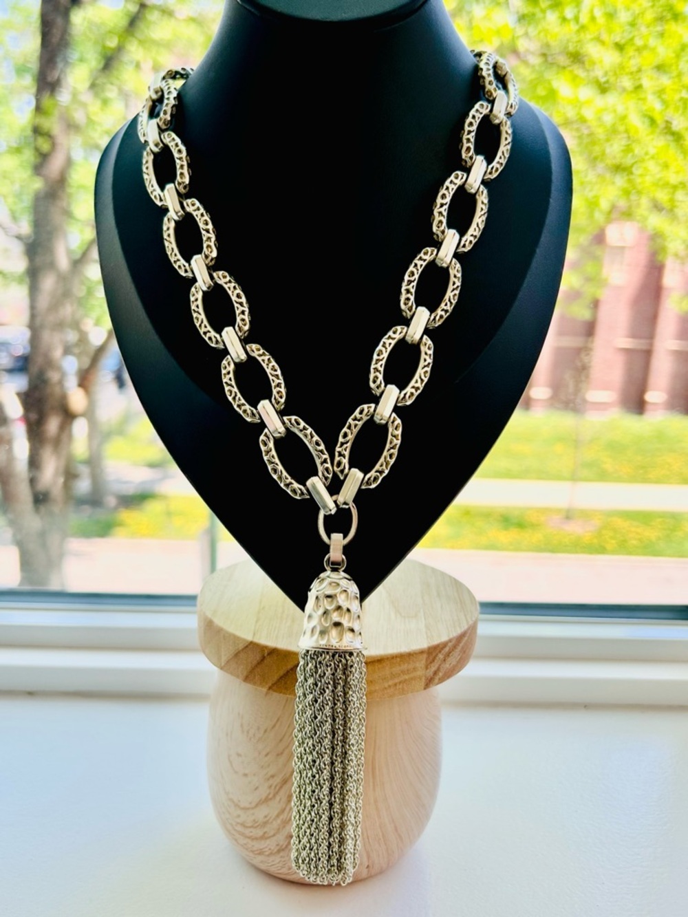 Good As Gold ~ Kendra Scott Retired Miller Necklace ~ Classic KS Texture